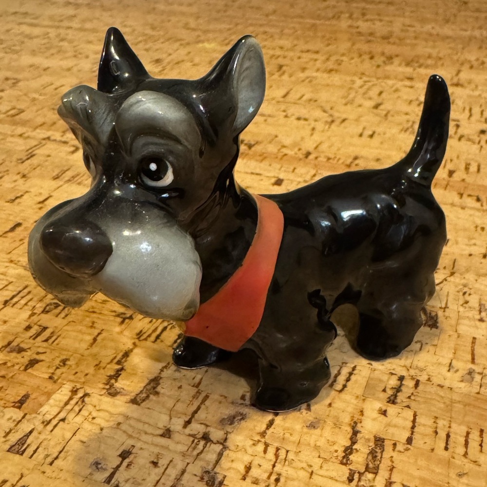Ceramic Figurine of Jock, the Scottish Terrier from  Lady and the Tramp Vintage